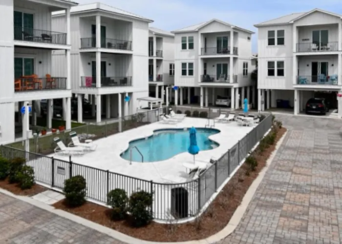 East Side #c- Shipwreck Holiday home Gulf Shores